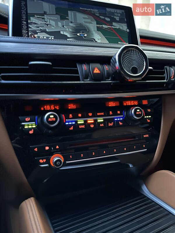 Позашляховик / Кросовер BMW X6 2015 в Харкові