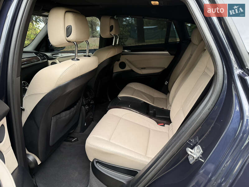 Позашляховик / Кросовер BMW X6 2011 в Києві