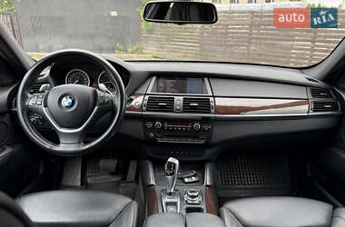 Позашляховик / Кросовер BMW X6 2010 в 