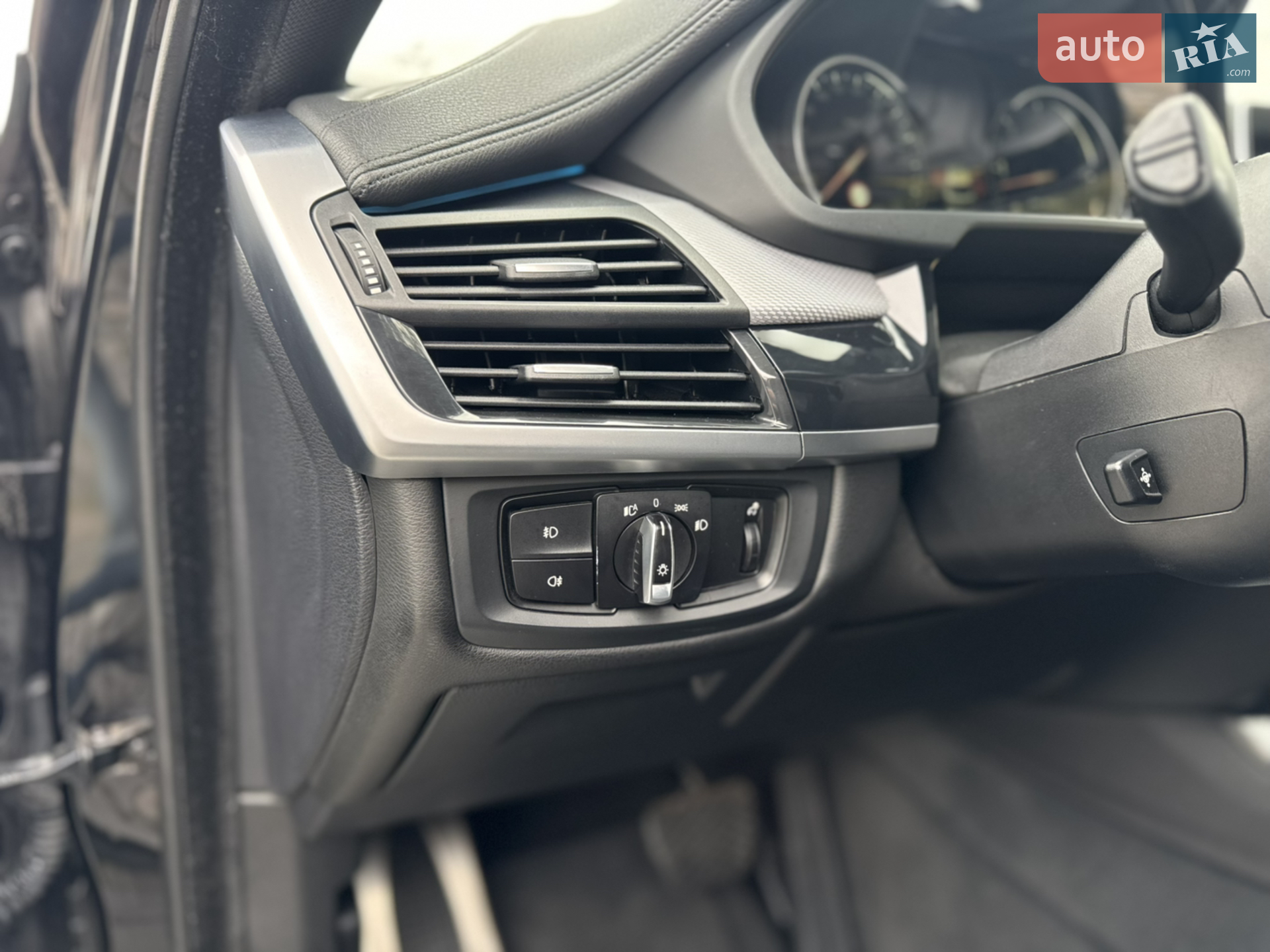 2015 BMW X6 - мініатюра 39