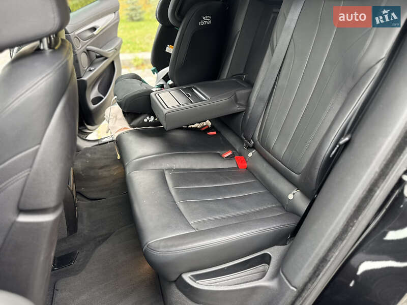 Внедорожник / Кроссовер BMW X6 2015 в Киеве фото 56 Внедорожник / Кроссовер BMW X6 2015 в Киеве