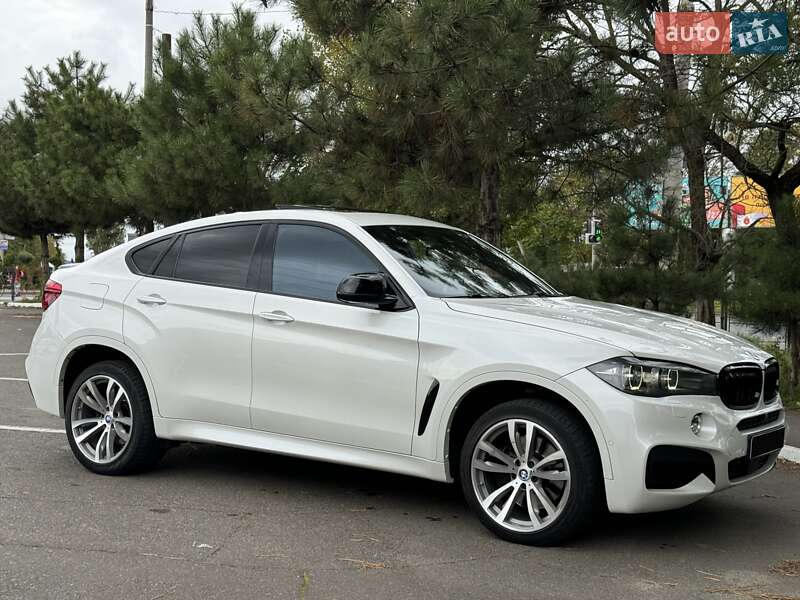Внедорожник / Кроссовер BMW X6 2015 в Одессе