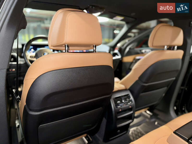 Внедорожник / Кроссовер BMW X6 2023 в Киеве