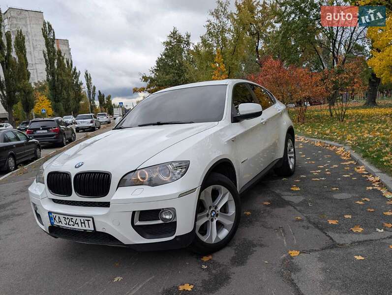 Позашляховик / Кросовер BMW X6 2012 в Києві