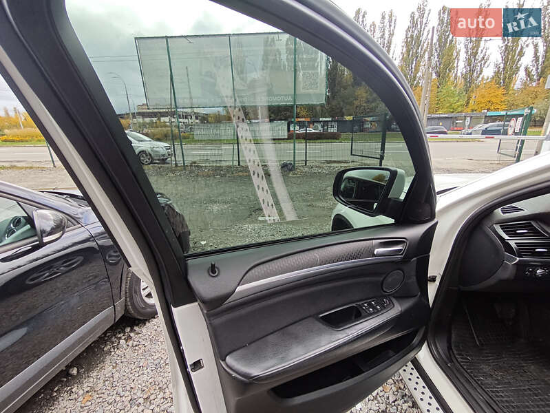 Внедорожник / Кроссовер BMW X6 2010 в Киеве