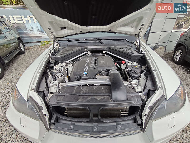 Внедорожник / Кроссовер BMW X6 2010 в Киеве