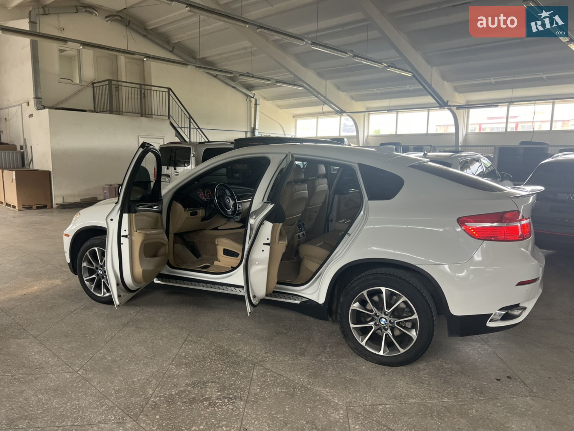 2010 BMW X6 - мініатюра 25