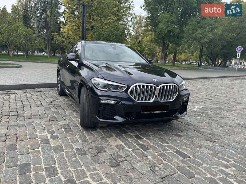 Внедорожник / Кроссовер BMW X6 2022 в Харькове