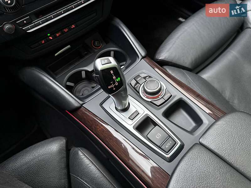 Внедорожник / Кроссовер BMW X6 2010 в Киеве