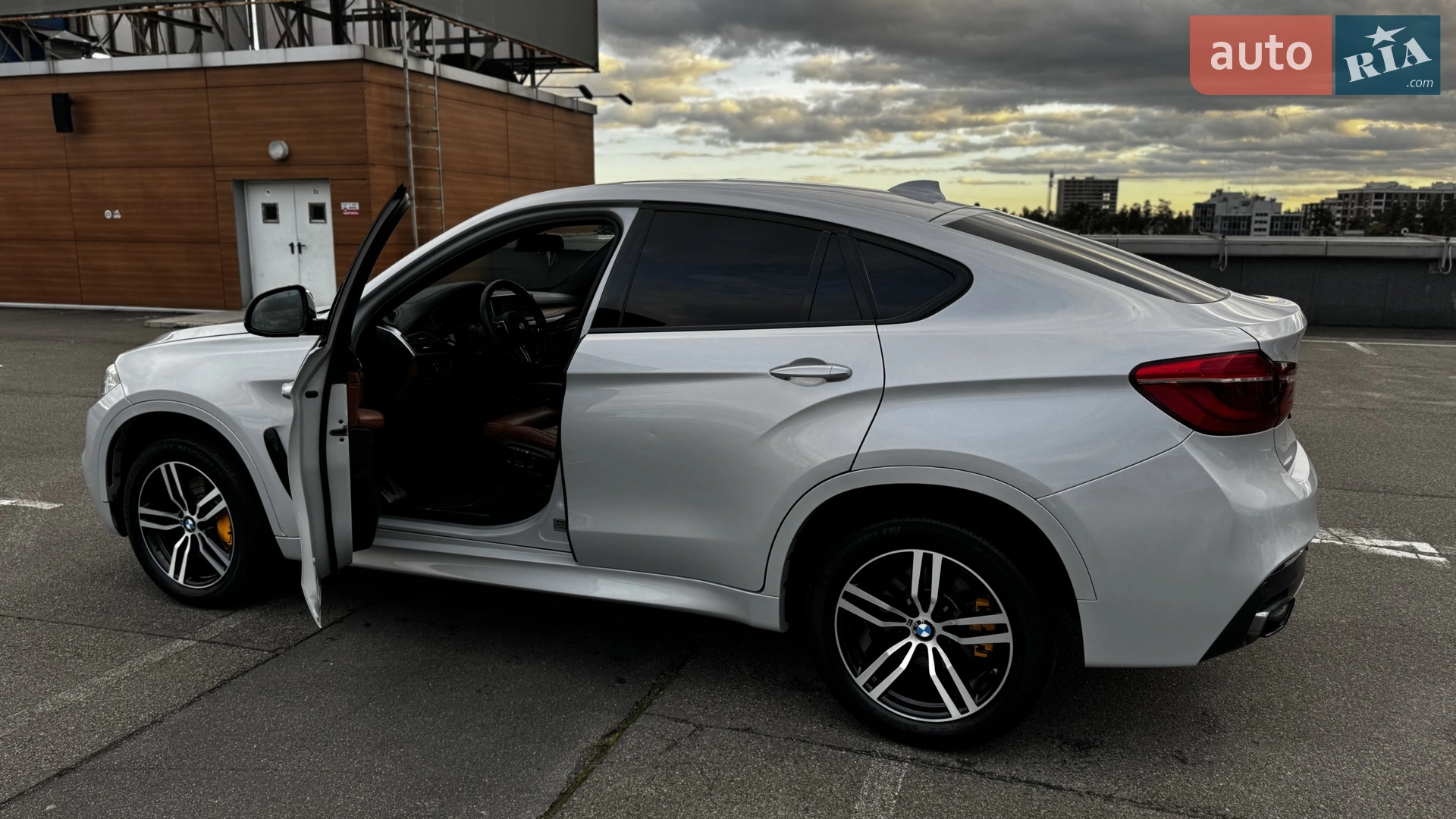BMW X6 2017 VIN WBAKU210700V53717 фото оголошення 9 з 16