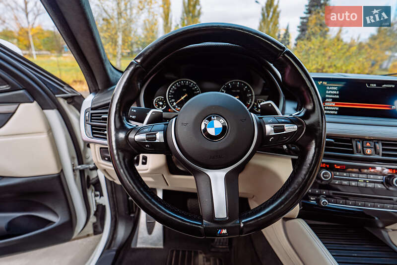 Внедорожник / Кроссовер BMW X6 2015 в Киеве