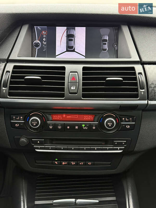 Внедорожник / Кроссовер BMW X6 2011 в Черновцах