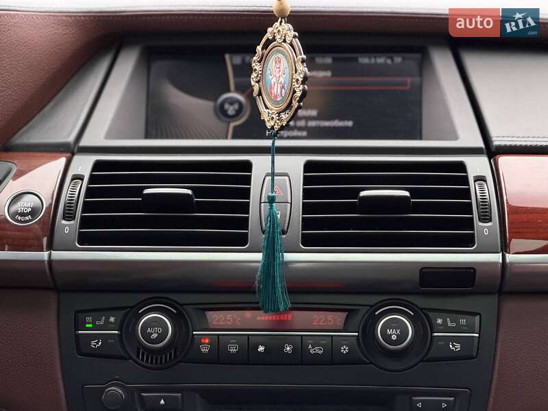 Внедорожник / Кроссовер BMW X6 2011 в Кривом Роге