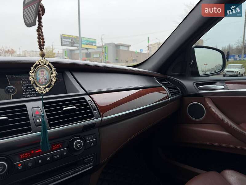 Внедорожник / Кроссовер BMW X6 2011 в Кривом Роге
