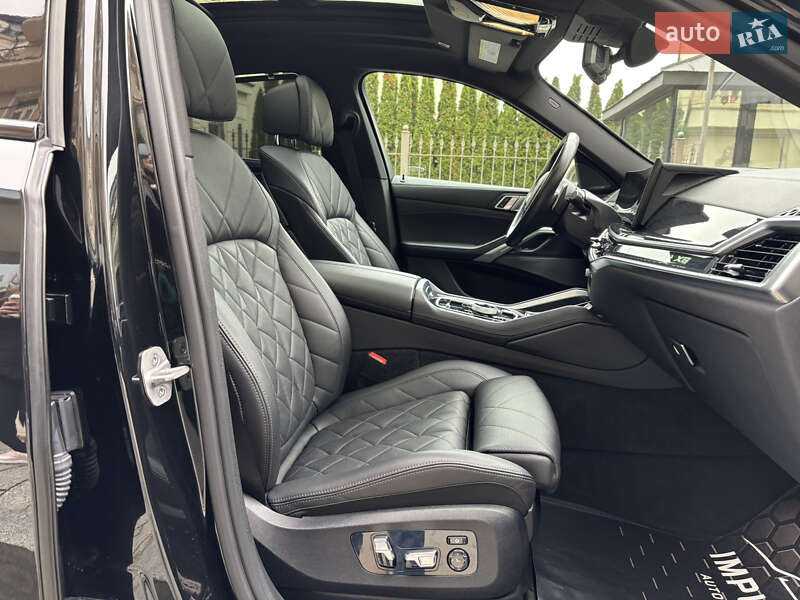 Внедорожник / Кроссовер BMW X6 2023 в Киеве