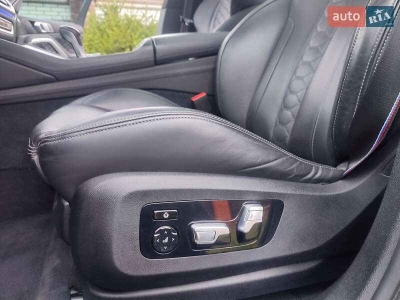 Внедорожник / Кроссовер BMW X6 2021 в Киеве