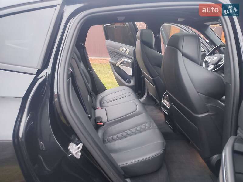 Внедорожник / Кроссовер BMW X6 2021 в Киеве