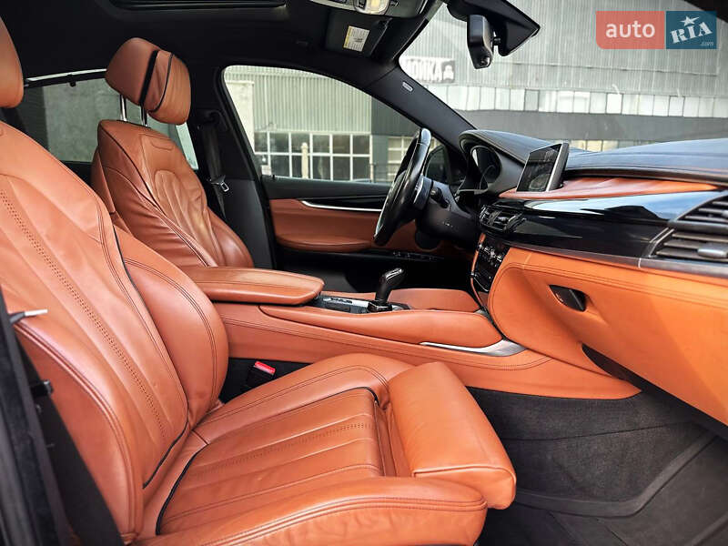 Внедорожник / Кроссовер BMW X6 2016 в Киеве