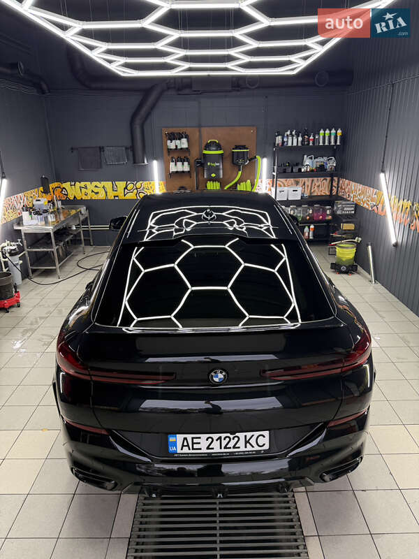 Внедорожник / Кроссовер BMW X6 2021 в Каменском