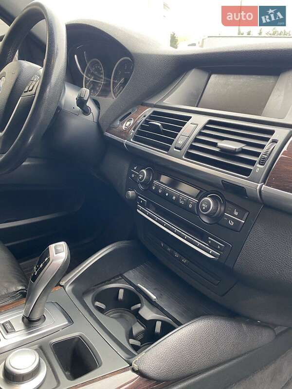 Внедорожник / Кроссовер BMW X6 2008 в Мукачево