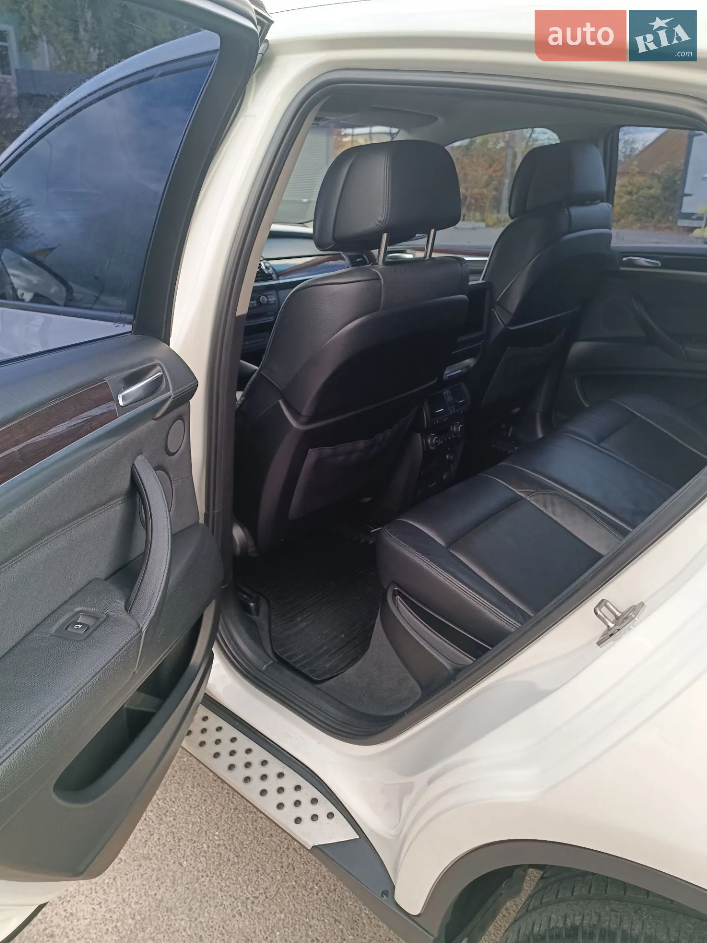2011 BMW X6 - мініатюра 8