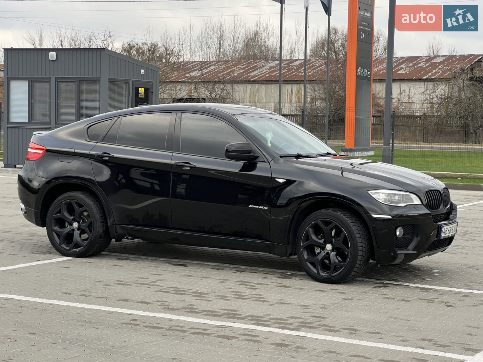 2011 BMW X6 - мініатюра 17