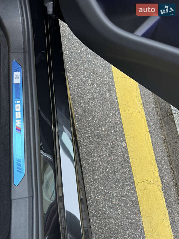 Внедорожник / Кроссовер BMW X6 2024 в Киеве