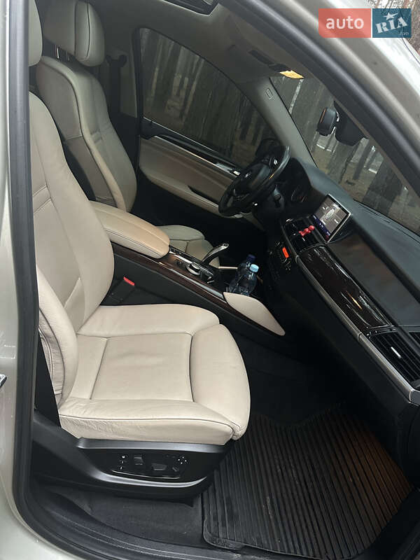 Внедорожник / Кроссовер BMW X6 2009 в Змиеве