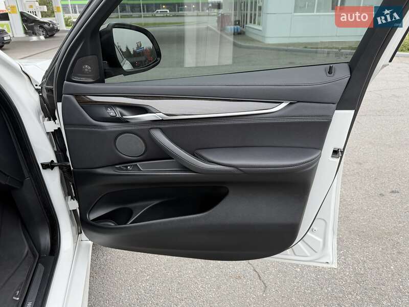 Внедорожник / Кроссовер BMW X6 2016 в Днепре фото 19 Внедорожник / Кроссовер BMW X6 2016 в Днепре