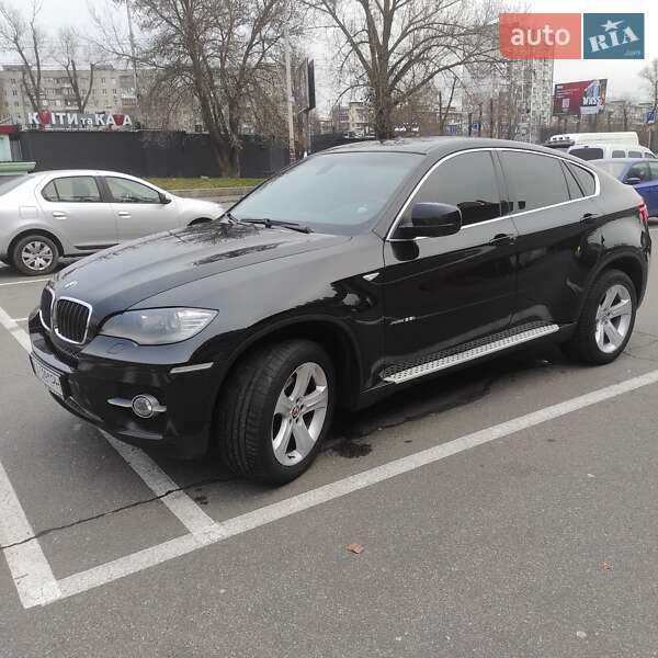 BMW X6 2011