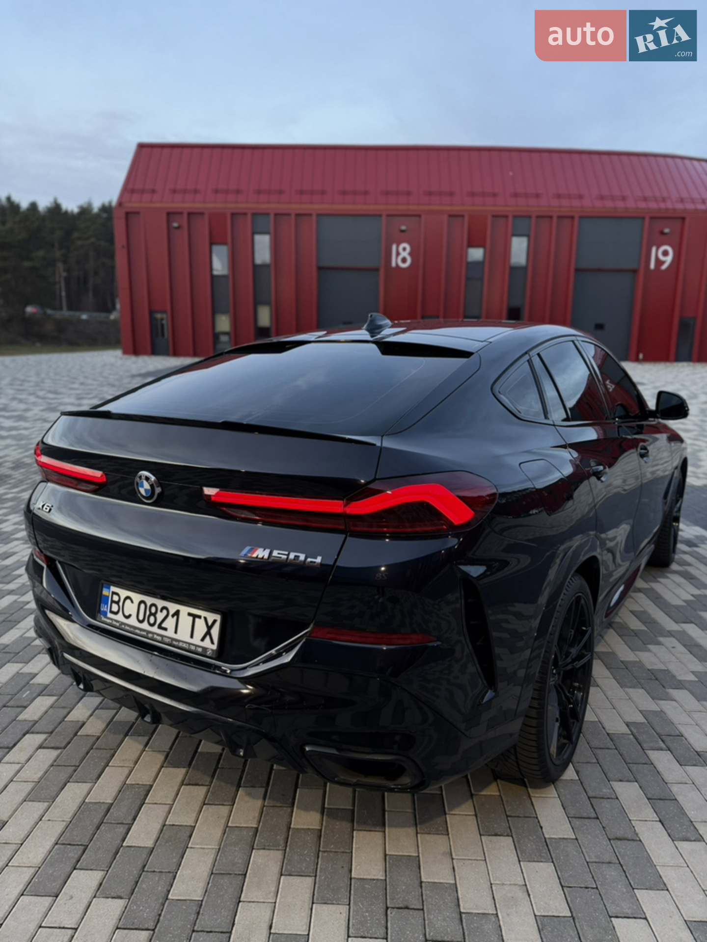2021 BMW X6 - мініатюра 4