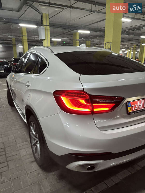 Позашляховик / Кросовер BMW X6 2015 в Києві
