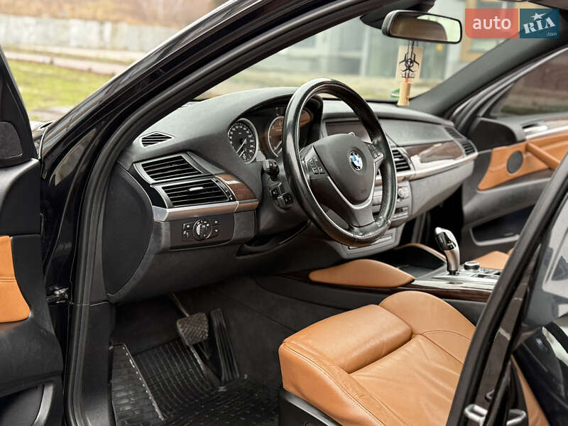 Внедорожник / Кроссовер BMW X6 2011 в Тернополе