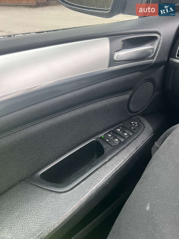 Внедорожник / Кроссовер BMW X6 2011 в Луцке