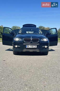 Внедорожник / Кроссовер BMW X6 2010 в Дубно