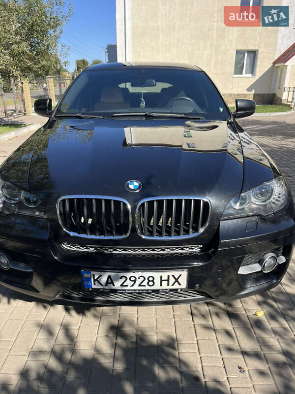 Внедорожник / Кроссовер BMW X6 2010 в Конотопе