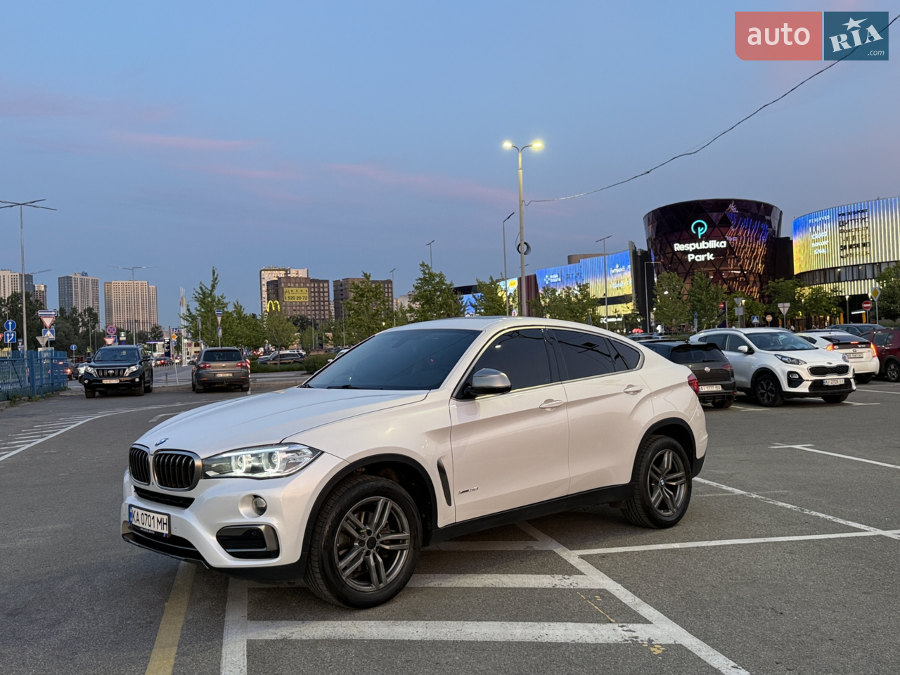 2015 BMW X6 - мініатюра 17