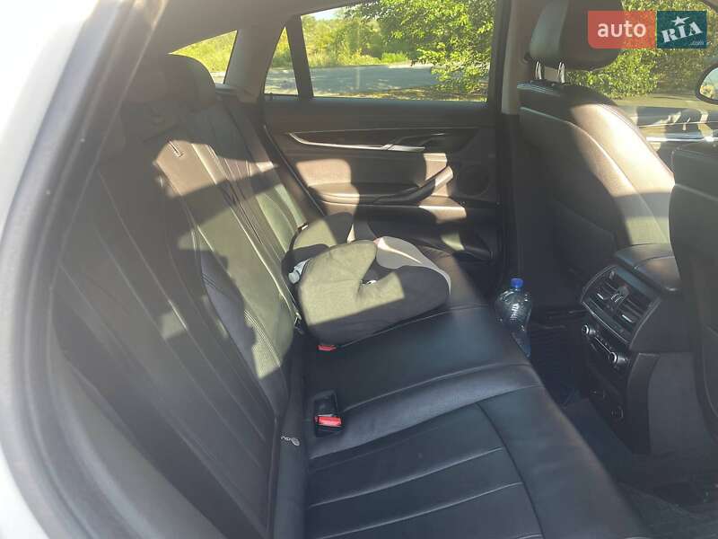 Внедорожник / Кроссовер BMW X6 2015 в Кривом Роге фото 7 Внедорожник / Кроссовер BMW X6 2015 в Кривом Роге