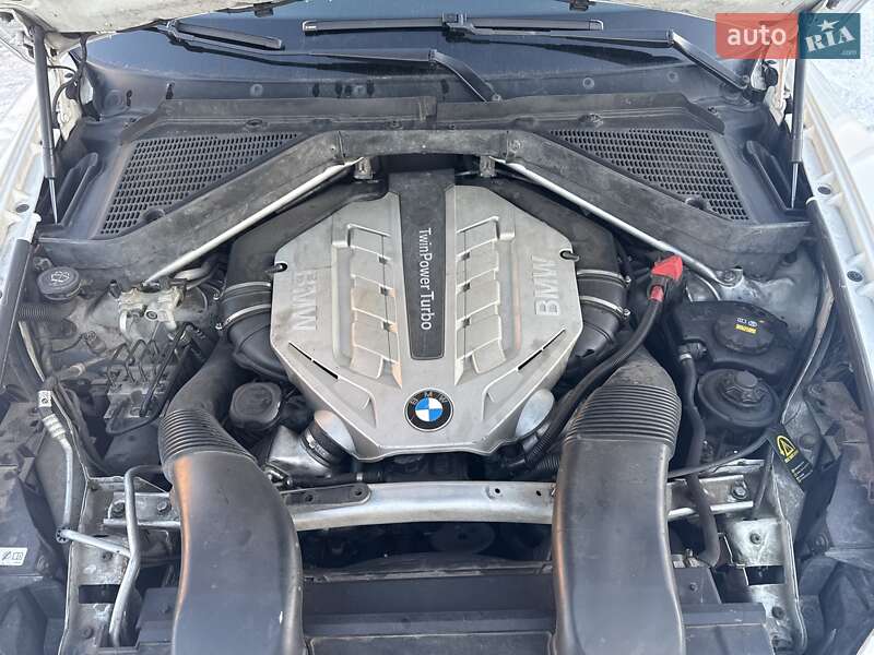 Внедорожник / Кроссовер BMW X6 2010 в Луцке