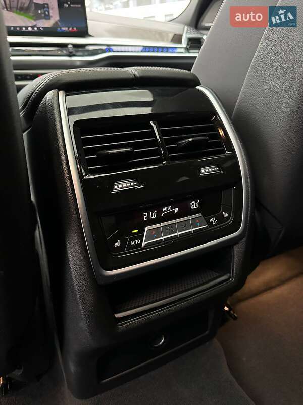 Внедорожник / Кроссовер BMW X6 2023 в Киеве