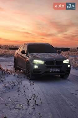 Внедорожник / Кроссовер BMW X6 2015 в Киеве