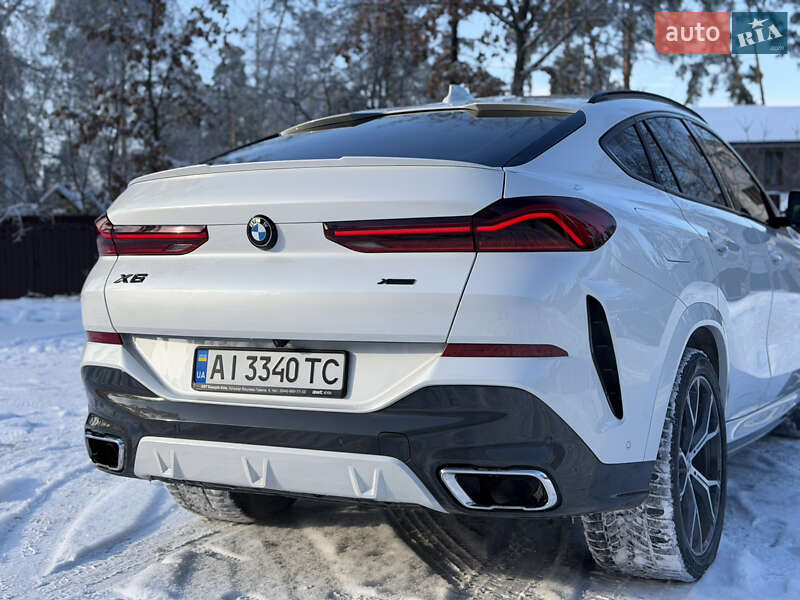 Внедорожник / Кроссовер BMW X6 2021 в Киеве