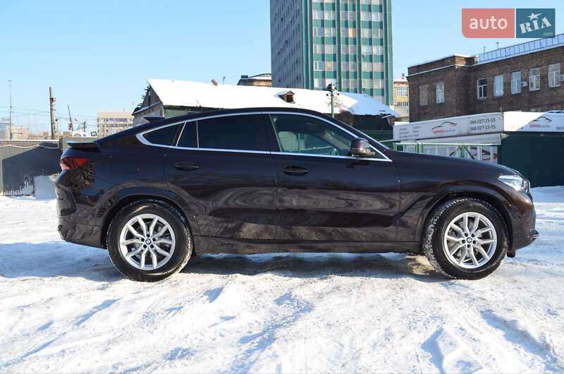 Внедорожник / Кроссовер BMW X6 2021 в Киеве