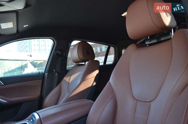 Внедорожник / Кроссовер BMW X6 2021 в Киеве