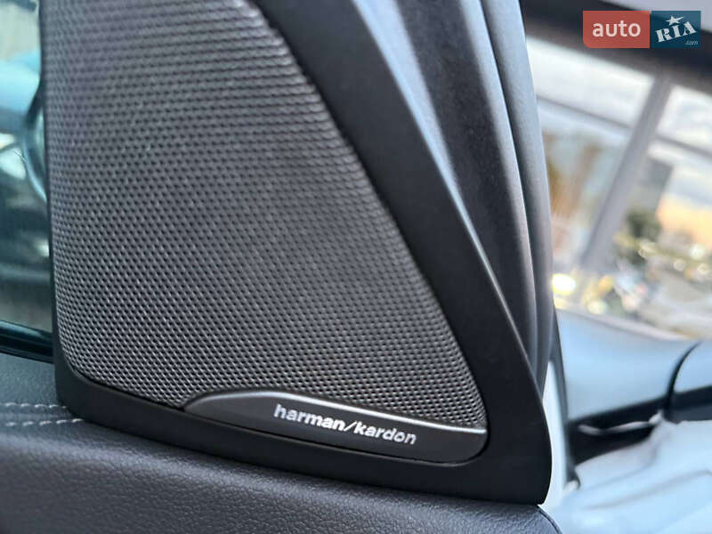 Внедорожник / Кроссовер BMW X6 2020 в Киеве