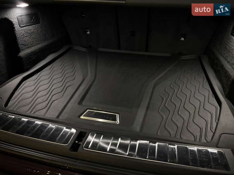 Внедорожник / Кроссовер BMW X6 2023 в Киеве