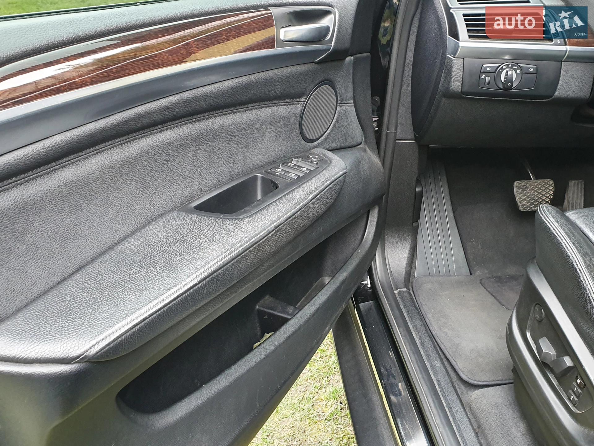 2010 BMW X6 - мініатюра 8