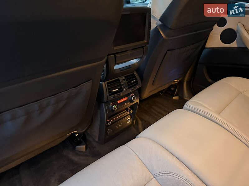 Внедорожник / Кроссовер BMW X6 2009 в Киеве