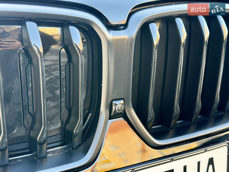 Внедорожник / Кроссовер BMW X6 2023 в Черновцах