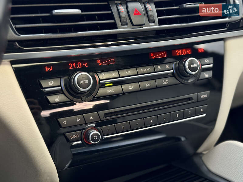 Позашляховик / Кросовер BMW X6 2015 в Києві